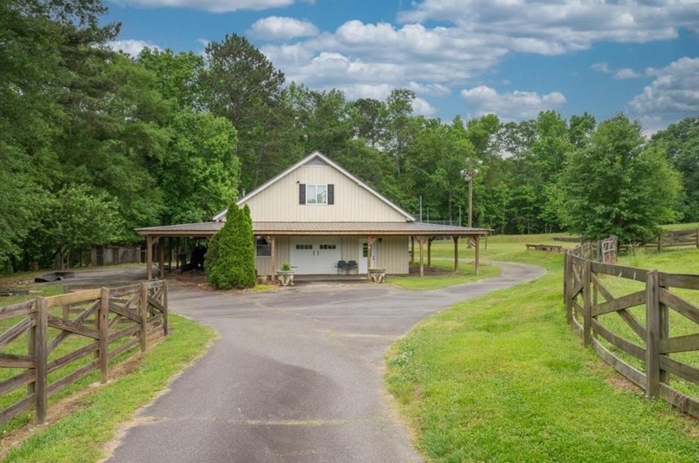 3285 Kelly Glen Ct, Dacula, GA 30019-1700