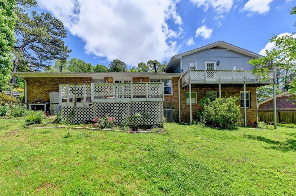 459 Karen Dr, Alpharetta GA 30009-2118 exterior