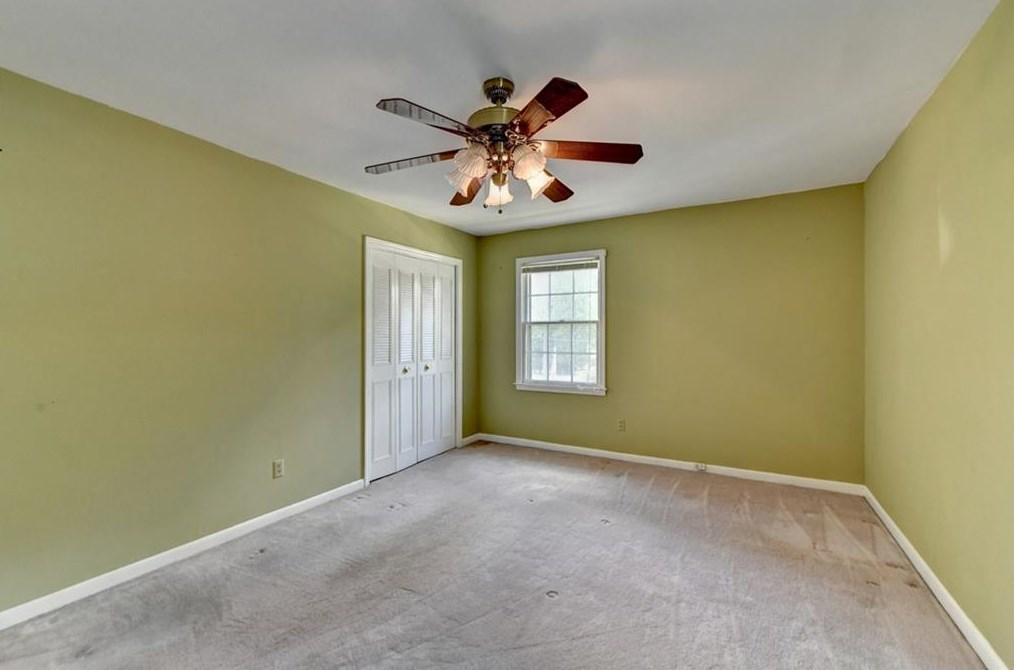 459 Karen Dr, Alpharetta GA 30009-2118 exterior