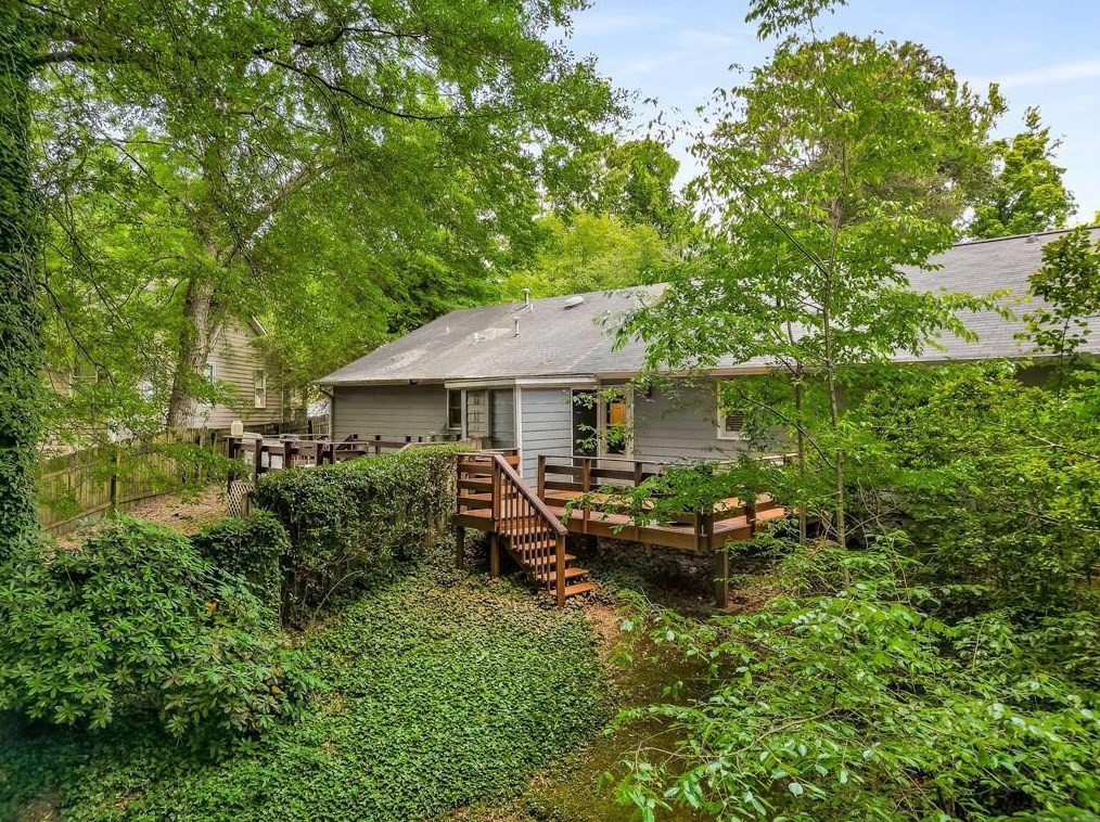 1930 Cooper Landing Dr, Smyrna GA  exterior