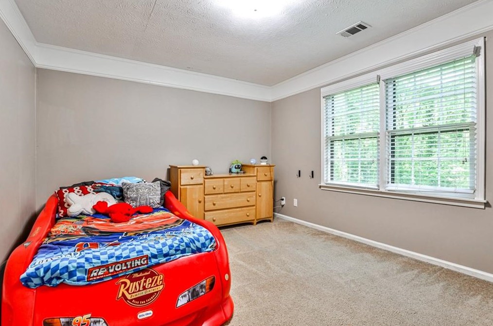 5342 Lanford Springs Ct, Lilburn GA  30047-6553 exterior