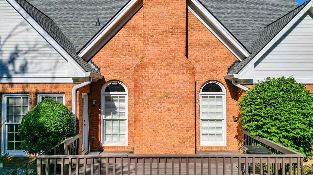 3481 Greystone Cir, Atlanta GA  30341-5854 exterior