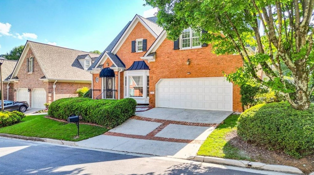 3481 Greystone Cir, Atlanta GA  30341-5854 exterior