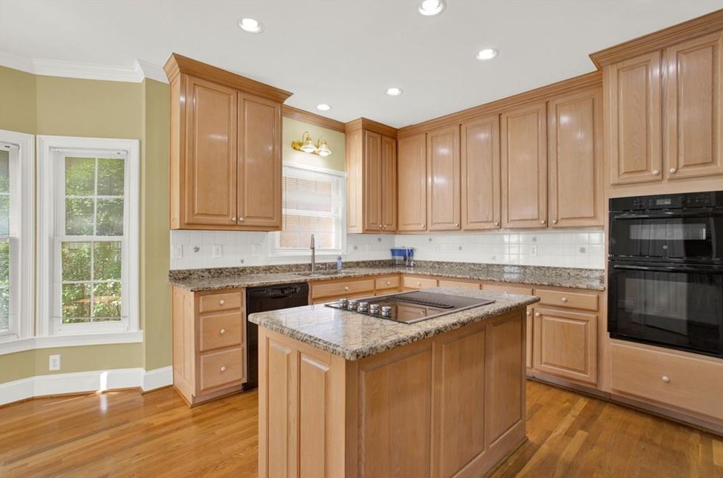 3481 Greystone Cir, Atlanta GA  30341-5854 exterior