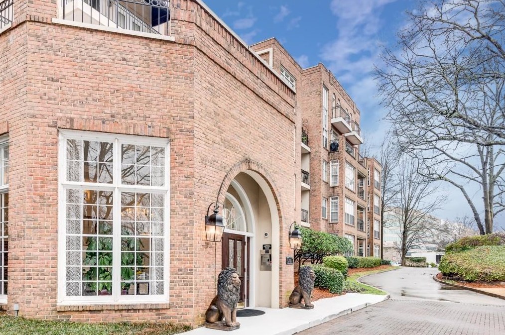 175 15th St, Atlanta GA  30318-7803 exterior