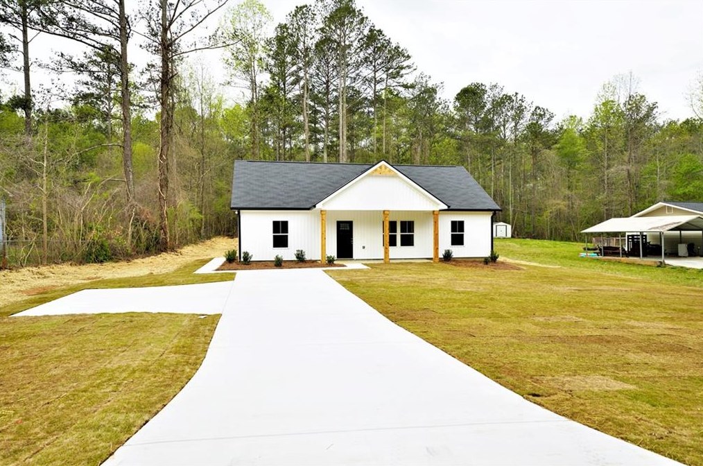 2840 Rockmart Rd, Villa Rica, GA 30180-4338