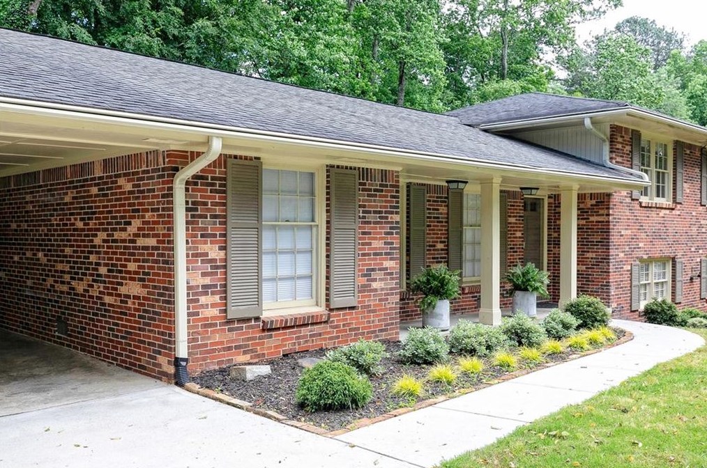 4873 Mill Brook Dr, Atlanta, GA 30338-4905