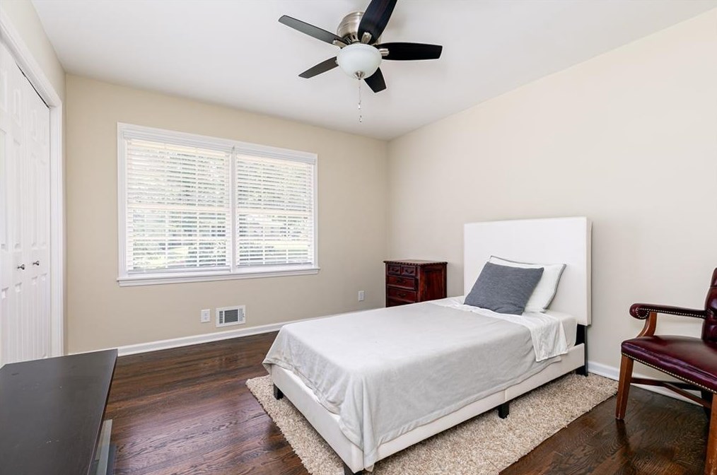 4873 Ml Brk Dr, Atlanta GA 30338-4905 exterior