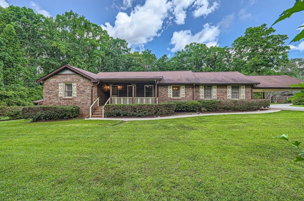 865 Jodeco Rd, Stockbridge, GA 30281-4957