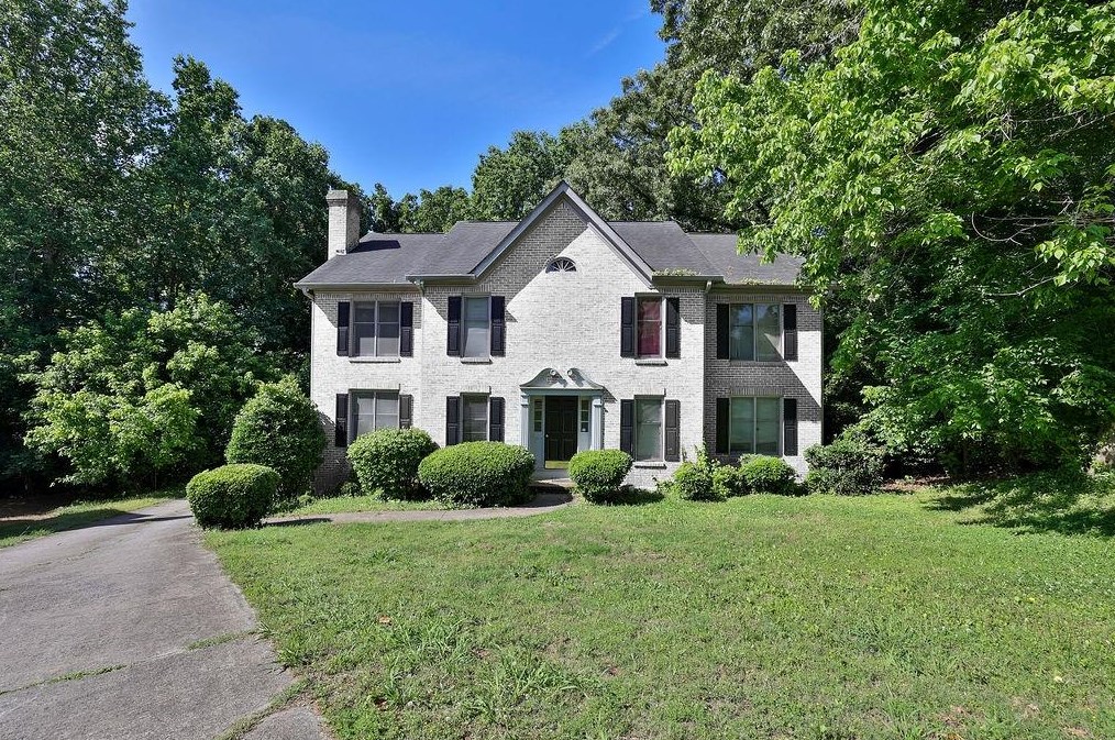 185 Hunters Cv, Roswell, GA 30076-2646