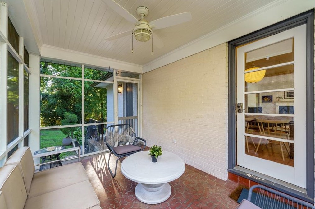 624 Willivee Dr, Decatur GA  30033-5409 exterior