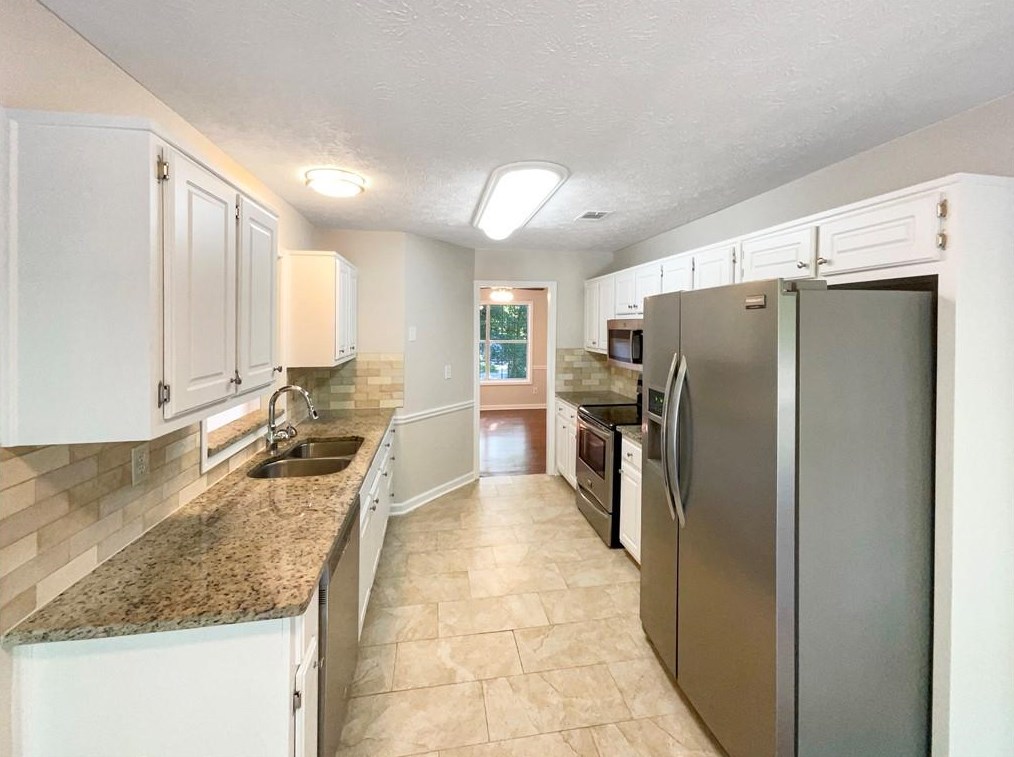 439 Briarwood Rd, Winder, GA 30680-7210