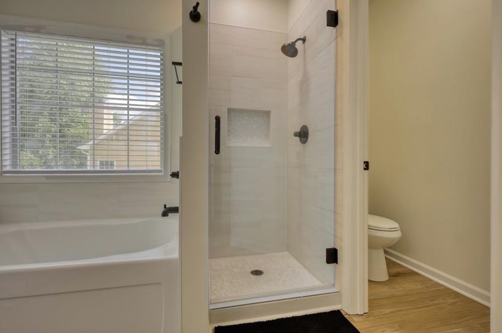 4675 Gdn City Dr, Lithonia GA 30038-6241 exterior