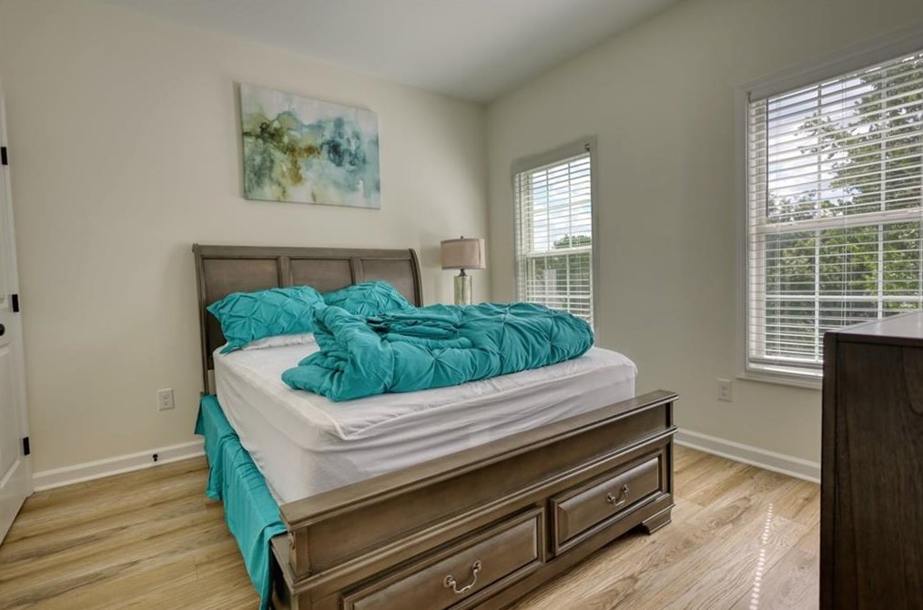 4675 Gdn City Dr, Lithonia GA 30038-6241 exterior