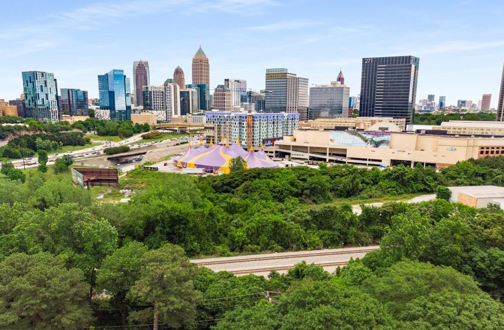 291 Deering Rd, Atlanta GA  30309-2203 exterior