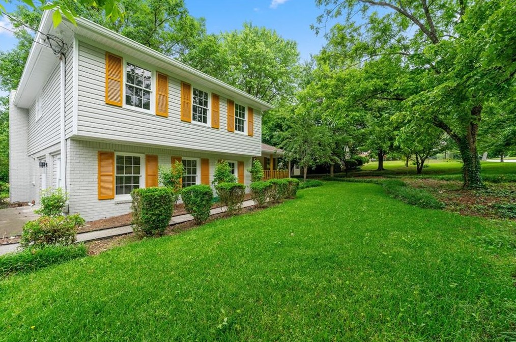 1712 Driftwood Pl, Lithonia, GA 30078-2433