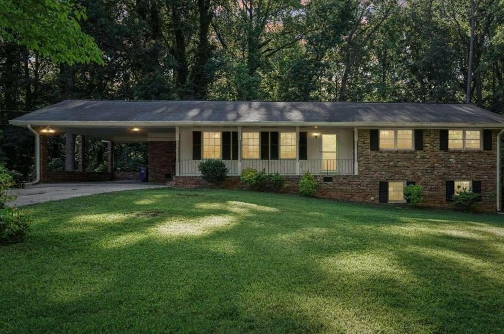 3045 Wanda Woods Dr, Atlanta, GA 30340-4601