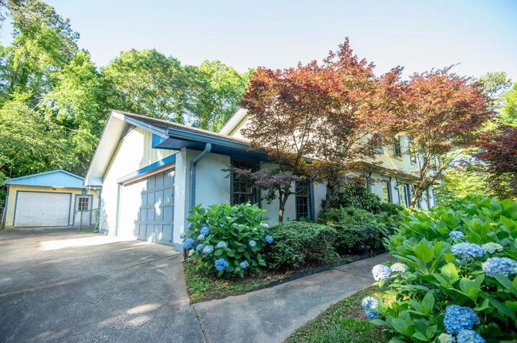 3549 Castlehill Ct, Tucker GA 30084 exterior