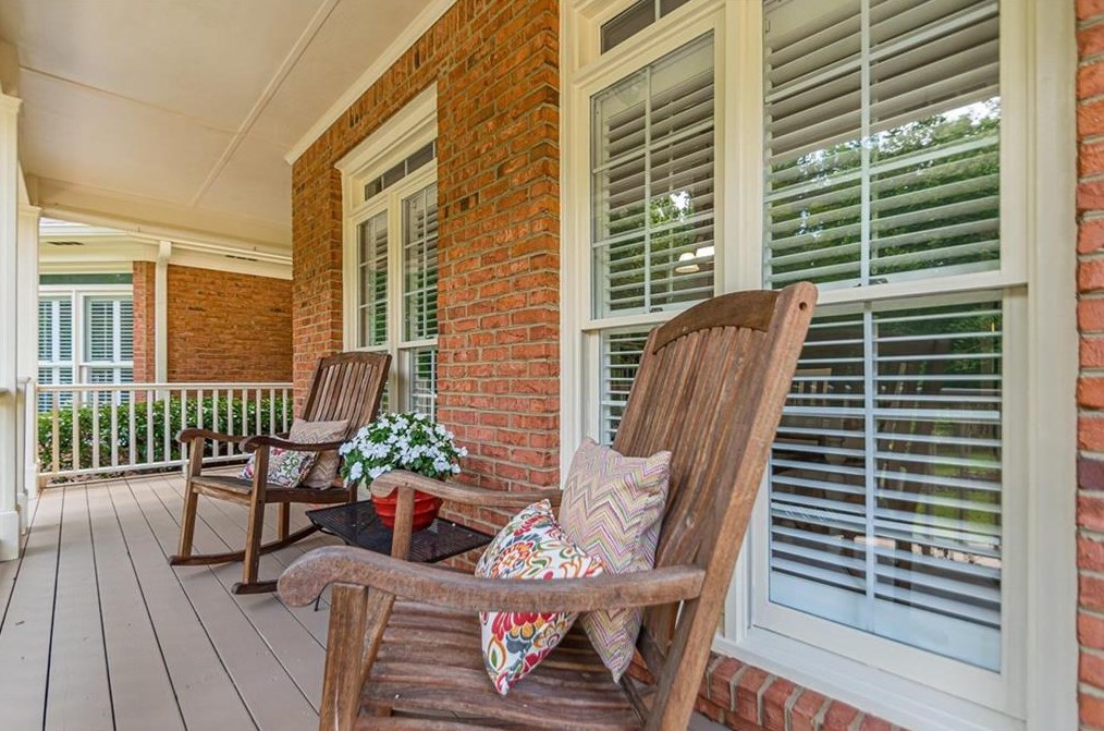 220 Windflower Ct, Holly Springs, GA 30115-5484