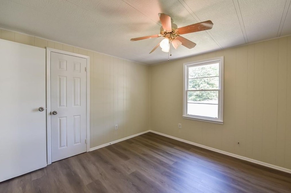1031 Adrian Cir, Conyers GA  30094-5507 exterior