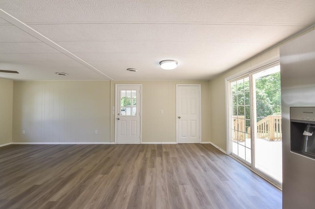 1031 Adrian Cir, Conyers GA  30094-5507 exterior