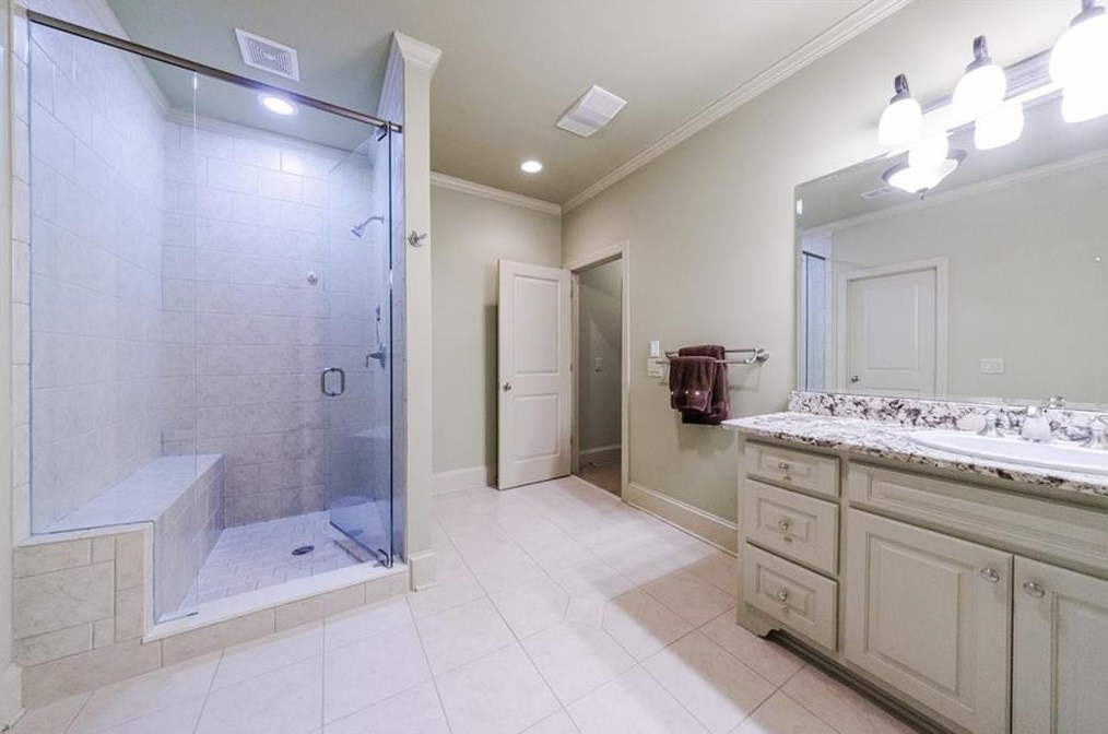 2904 Thurleston Ln, Duluth GA 30097-7470 exterior