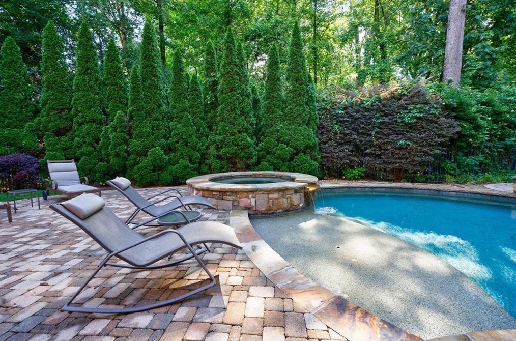 2904 Thurleston Ln, Duluth GA 30097-7470 exterior