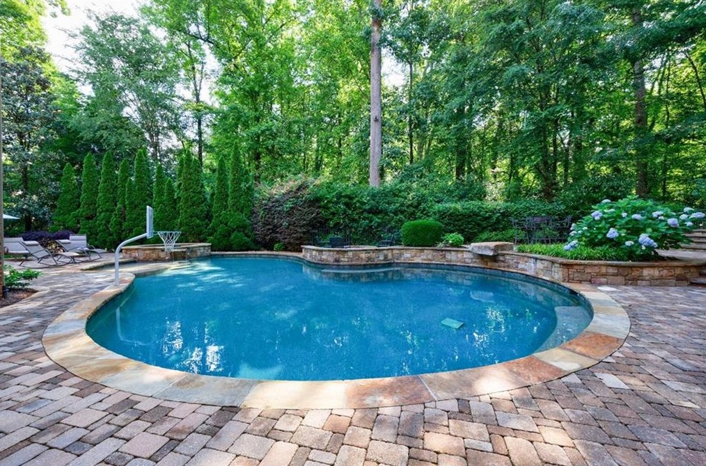 2904 Thurleston Ln, Duluth GA 30097-7470 exterior