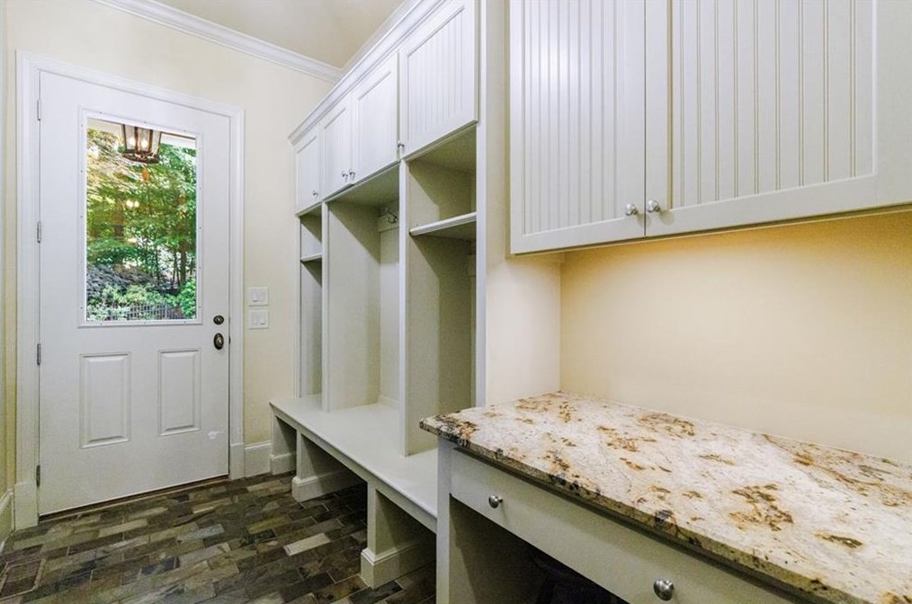 2904 Thurleston Ln, Duluth GA 30097-7470 exterior