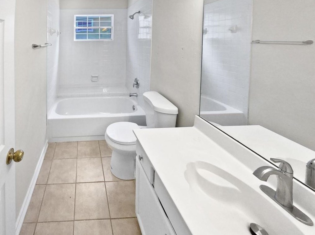 3947 Oak Glenn Dr, Duluth GA 30096-5654 exterior