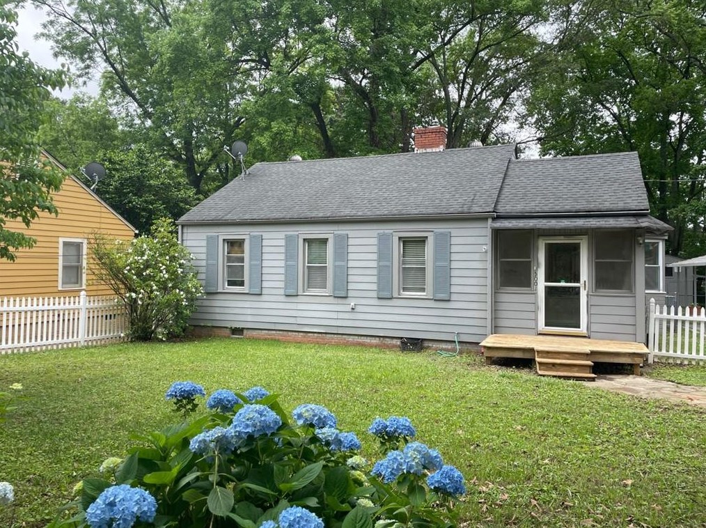 5001 East St, Forest Park, GA 30297-2370