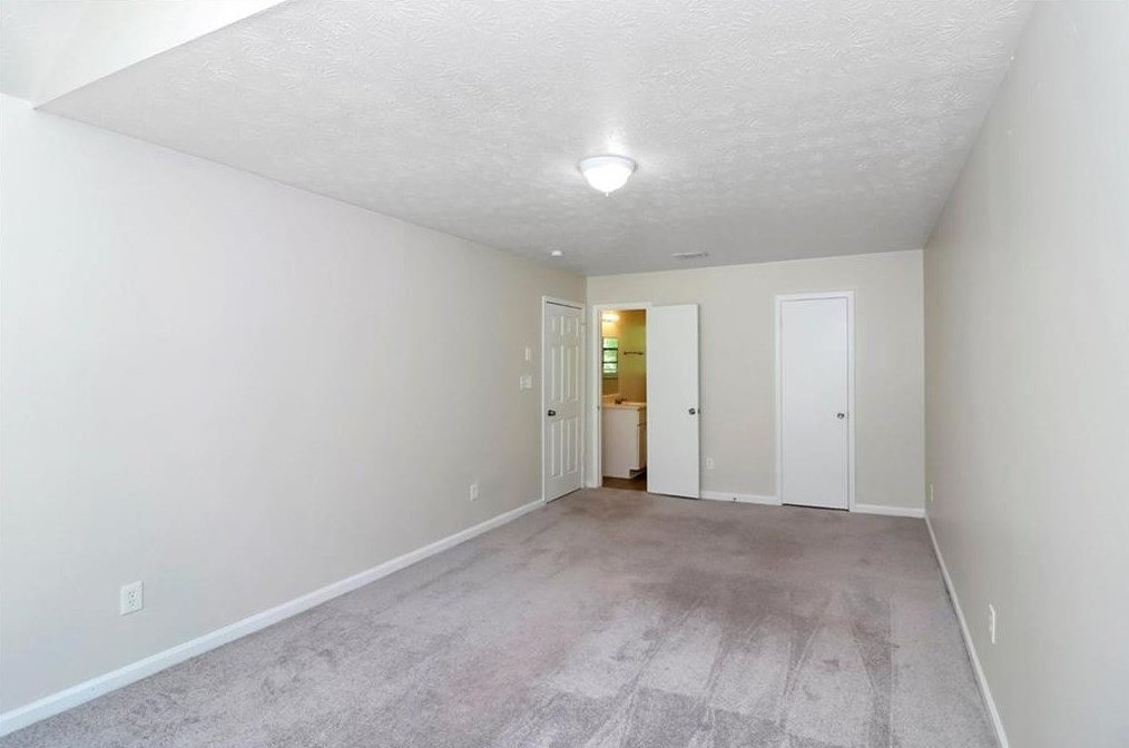 3868 Vly Brk Rd, Lithonia GA 30039-4281 exterior