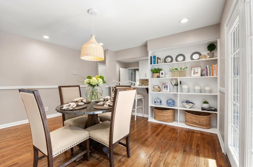 3660 Woodstream Cir, Atlanta GA  30319-2139 exterior