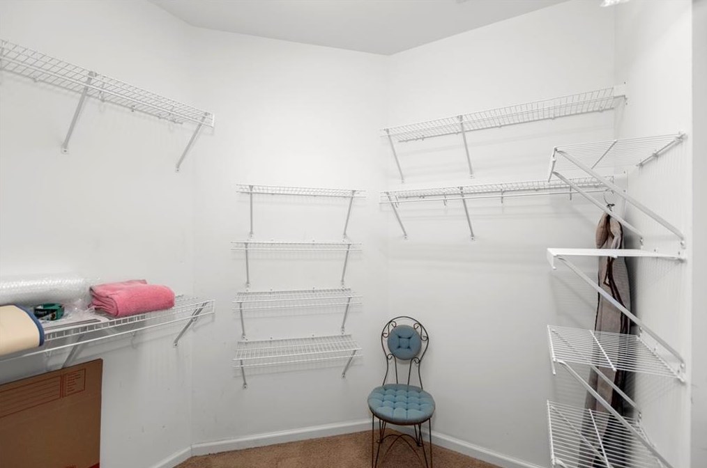 204 Regency Ln, Calhoun GA 30701-3543 exterior