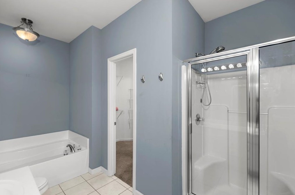 204 Regency Ln, Calhoun GA 30701-3543 exterior