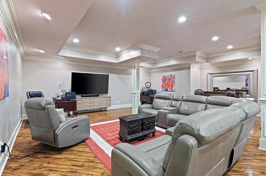 1168 Buckhead Valley Ct, Atlanta GA 30324-2793 exterior