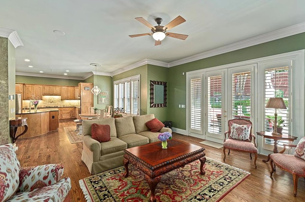 1168 Buckhead Valley Ct, Atlanta GA 30324-2793 exterior