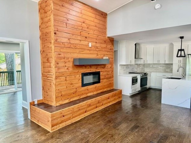 2071 Deborah Dr, Atlanta GA 30345-3917 exterior