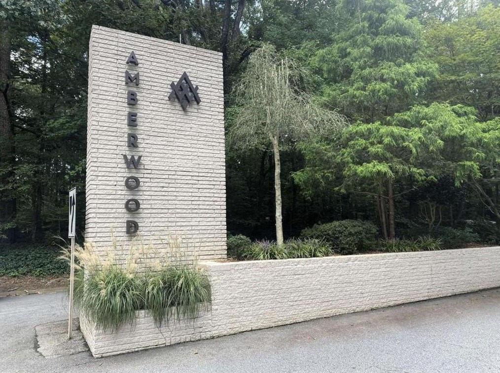 2071 Deborah Dr, Atlanta GA 30345-3917 exterior