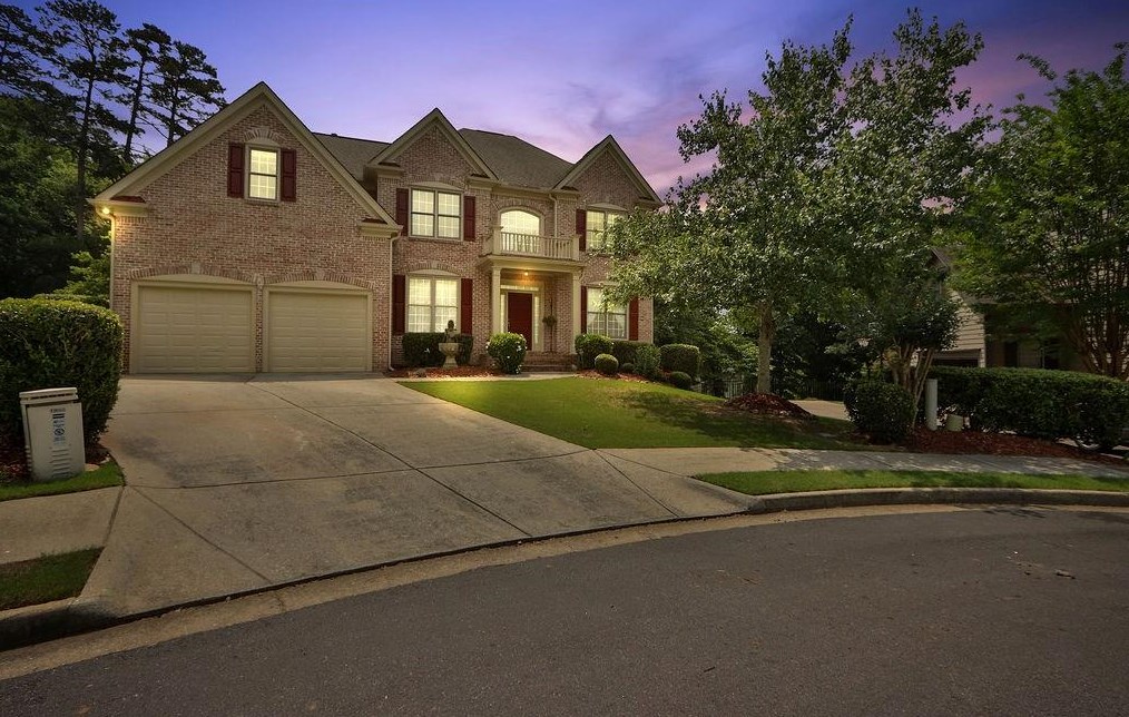 1900 Carriage Brook Ct, Dacula, GA 30019-7262
