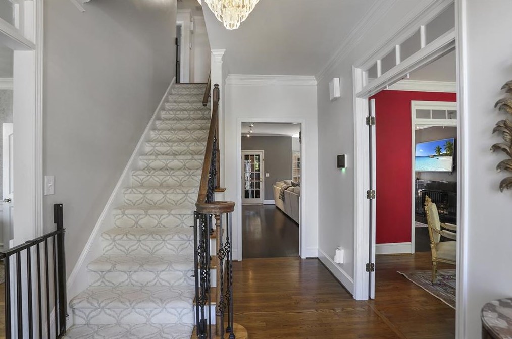 1102 Tennyson Pl, Atlanta, GA 30319-1909