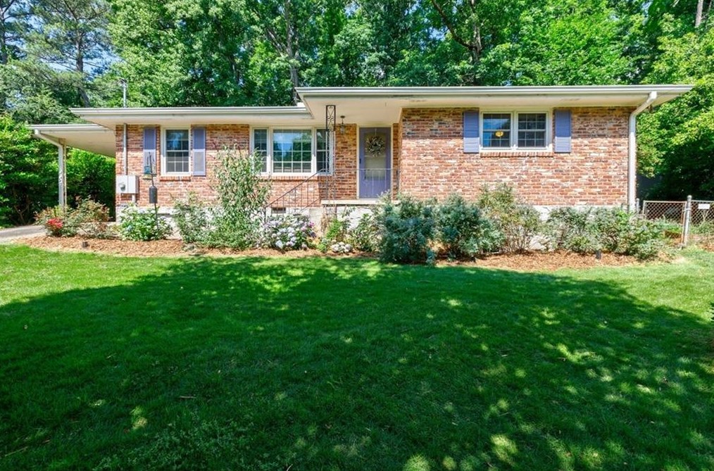 1166 Acacia Ct, Decatur, GA 30033-3003