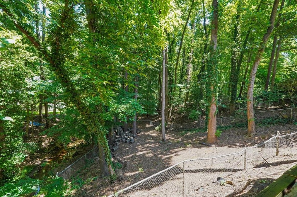 5008 Old Ivy Rd, Duluth GA 30096-2939 exterior