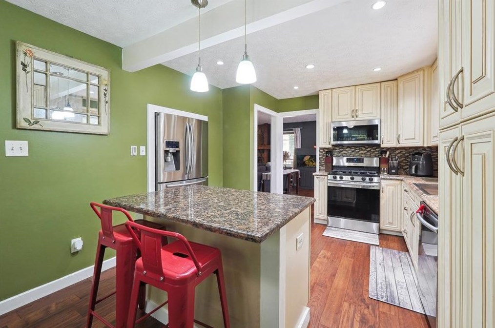 5008 Old Ivy Rd, Duluth GA 30096-2939 exterior