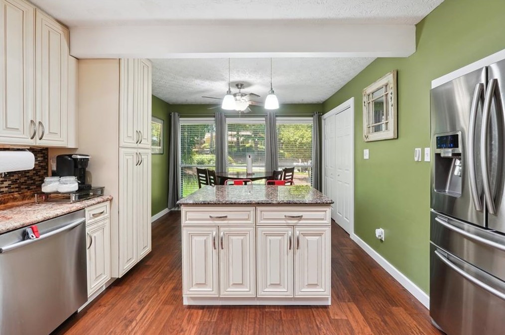 5008 Old Ivy Rd, Duluth GA 30096-2939 exterior