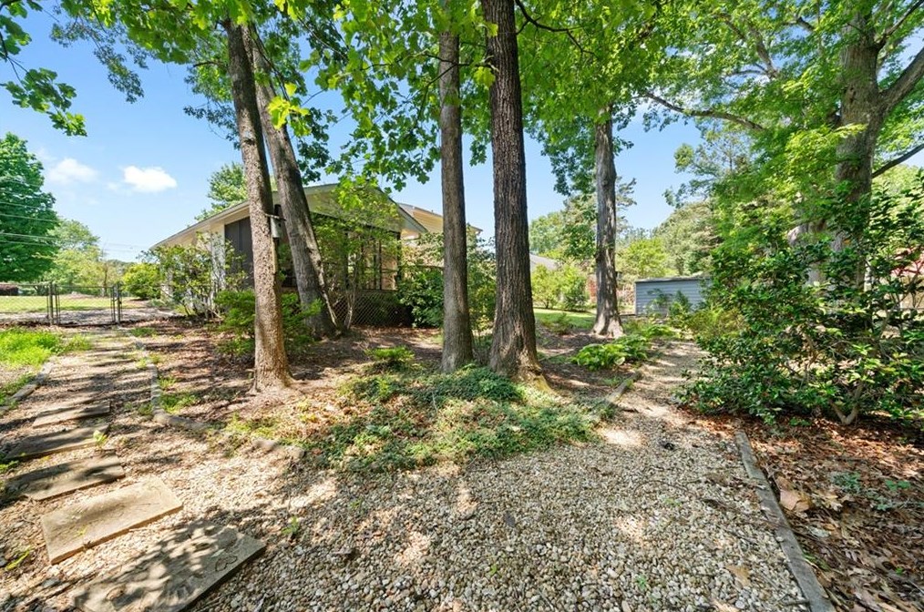 2514 Springdale Dr, Lithonia GA 30078-3763 exterior