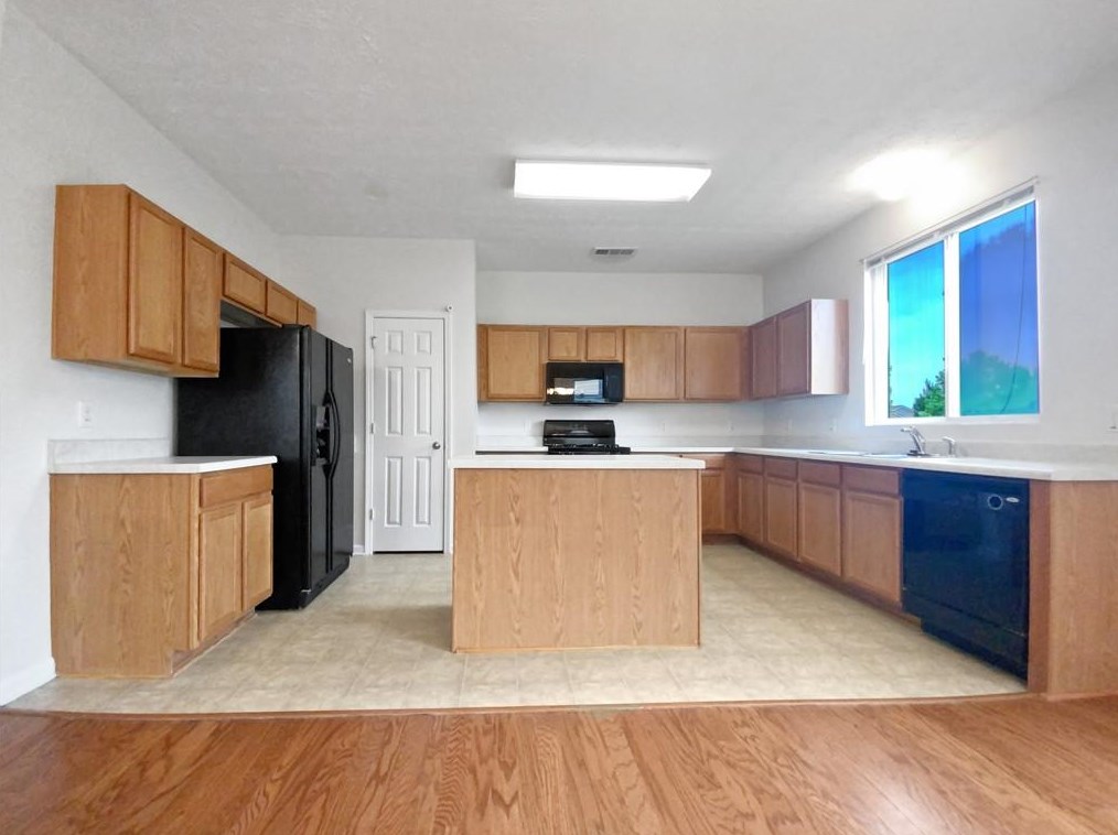 224 Silver Spring St, Dallas, GA 30157-8294