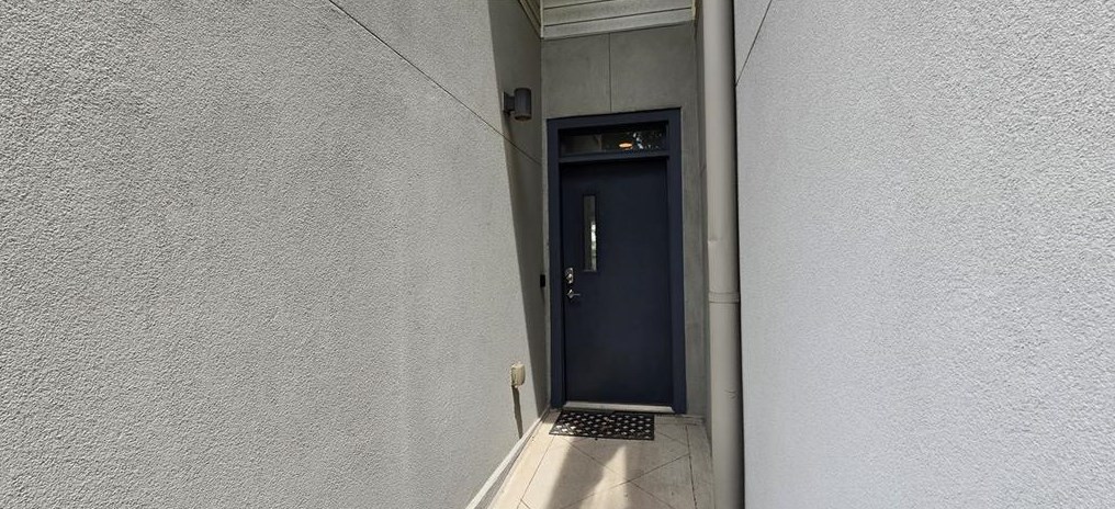 1275 Eames Grn, Atlanta, GA 30318-4193