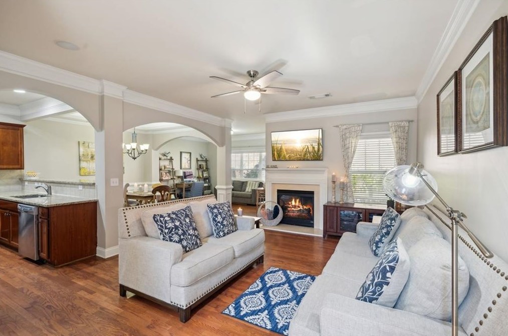 11057 Grey Owl Rd, Alpharetta GA  30022-2470 exterior