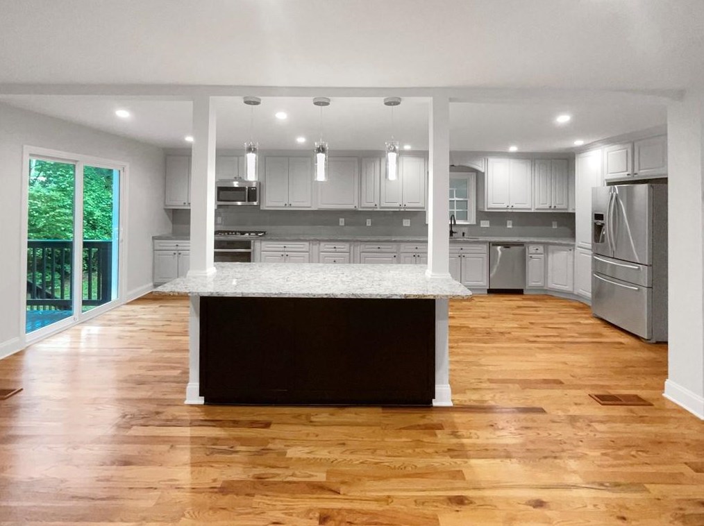 3166 Hidden Frst Dr, Lithonia GA 30078-3816 exterior